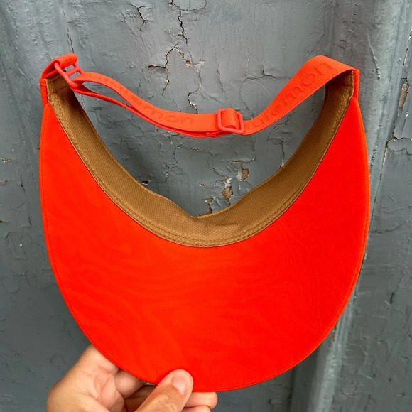 Lululemon Fast Paced Running Visor - Picture 5 of 7